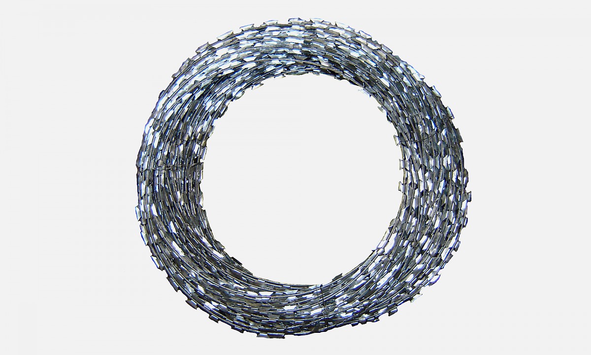 Widerhakensperrdraht-Sperroflex und Stacheldraht