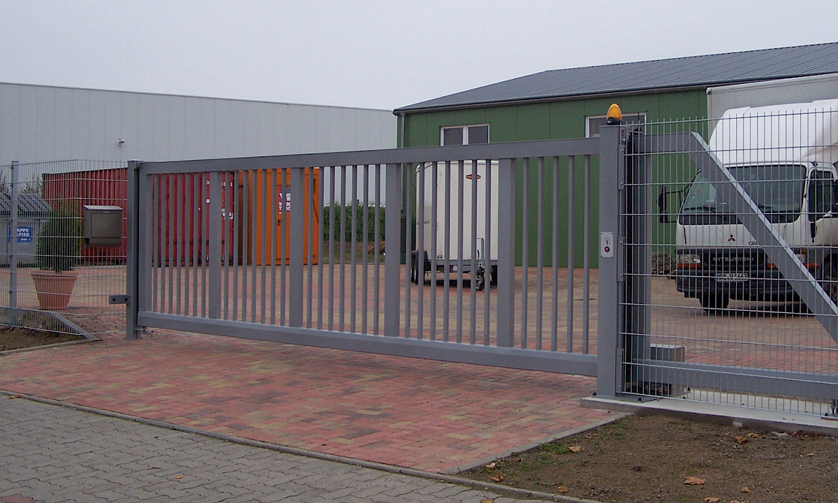 Schiebetore Gewerbebereich // Schiebetore Gewerbebereich
