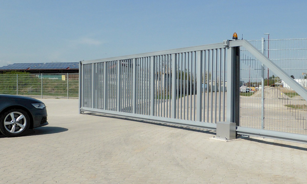 Schiebetore Gewerbebereich // Schiebetore Gewerbebereich